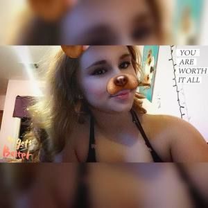 Meet your Posher, Kayla